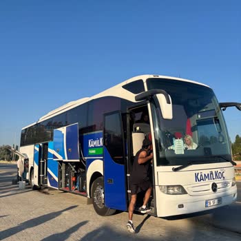 Gece Yarısı Otobüs Arızasıyla Yol Ortasında Güvenlik Riski Ve Saatlerce Bekletilmek