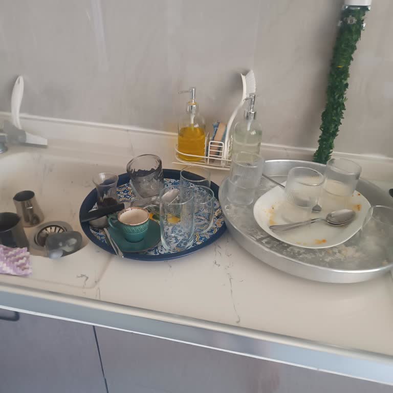 Kırıkhan'da Su Kesintisi: 24 Saat Boyunca Çözüm Bulunmadı