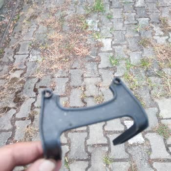Alman Bahçe Makinesinde Sürekli Yağ Sızıntısı Ve Parça Bozulması, Satıcı Yanıltması, Tam İade