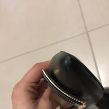 Tergan Mağazasında Bir Gün Kullanılan Ayakkabının Deforme Olması Ve Değişim Sürecindeki İhmal