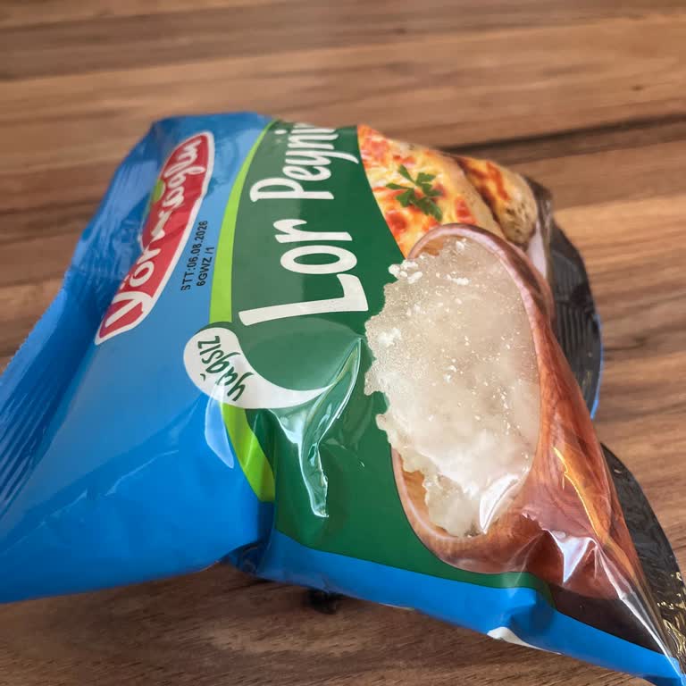 Yörükoğlu Lor Peynirinde Şişen Paket Ve İade Talebi