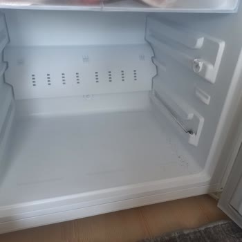 Beko Dondurucu Çekmecesi Kırıldı, Garanti Kapsamında Ücretsiz Değişim İsteniyor