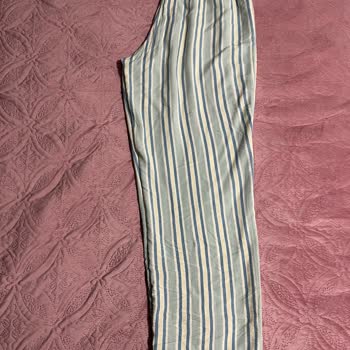 İlk Yıkamada Pijama Altı Çekti, Paçalar Asimetrik Ve Değişim Talebi