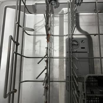 Teka Bulaşık Makinesi Sepet Tellerindeki Paslanma Ve Kopma Üzerine Aşırı Ücret Talebi