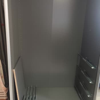 IKEA Pax Gardıropta Montaj Parçası Eksik