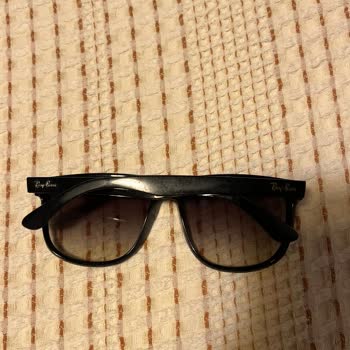 Rayban Gözlüğümde Hızlı Aşınma Ve Garanti Reddine Karşı Ücretsiz Değişim Talebi