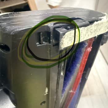 Yetkili Servis Tarafından Kırılan Fırça Parçası Ücretsiz Değiştirilmedi
