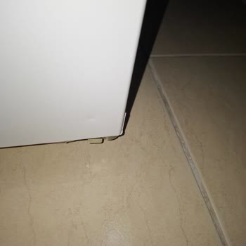Media Markt'ta Defolu Buzdolabının İadesi İçin Servis Fişi Engeli Kaldırılamıyor