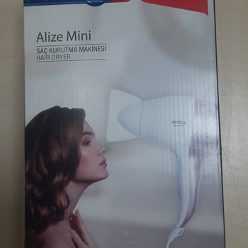 Arnica Saç Kurutma Makinesi Sürekli Duruyor Mağaza Değişim Talebimi Reddediyor Servis 20 Gün Sürüyor