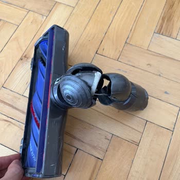Garanti Süresi Dışında Kırılan Başlık İçin Dyson’dan Çözüm Talebi