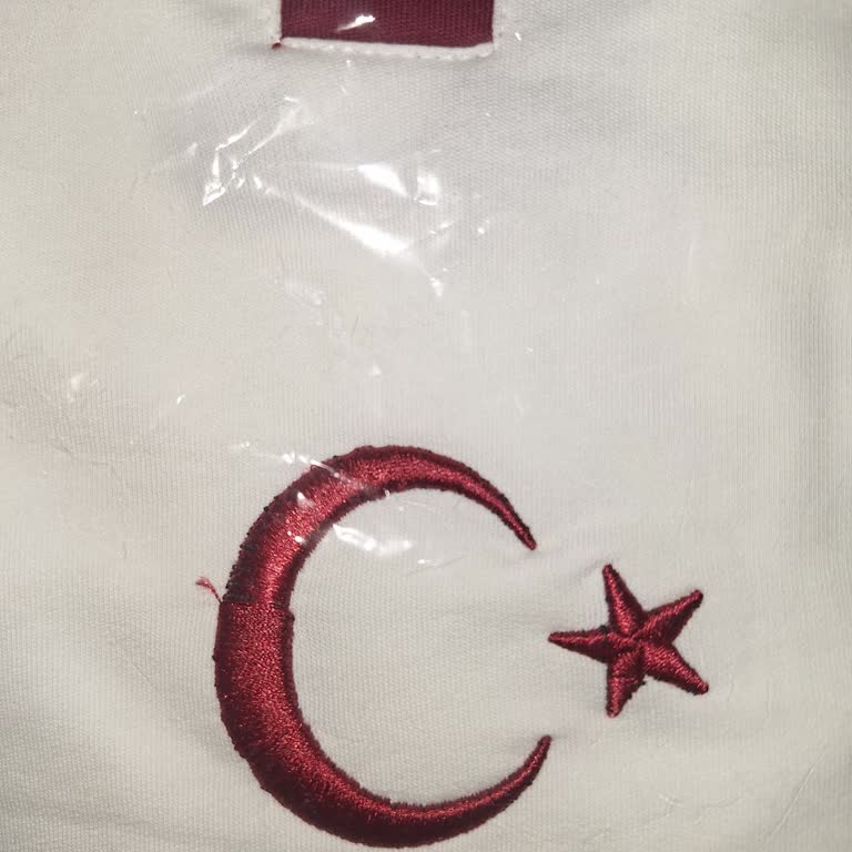 Kusurlu T-shirt İçin İade Kargo Kodu Alınamaması