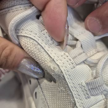 Skechers Ayakkabısında Üretim Kusuru: Dikiş Atması Red Cevabı