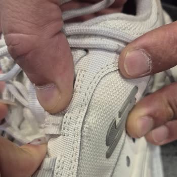 Skechers Ayakkabısında Üretim Kusuru: Dikiş Atması Red Cevabı