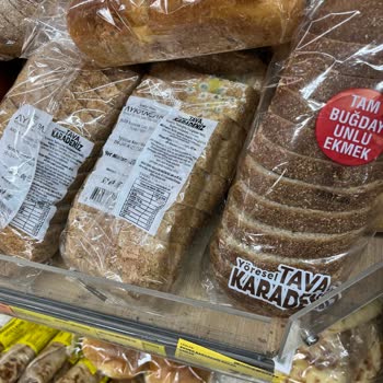 Küflü Ekmek Tespiti: Sağlık Riski Ve Hijyen Eksikliği