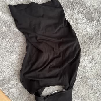 Pierre Cardin Giyim Yaka Kısmı Bir Anda Yırtıldı ve Adeta Parçalanır Gibi Açıldı