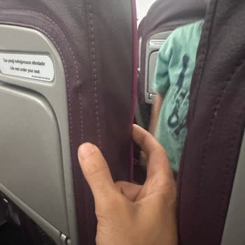 Türk Hava Yolları’nda Dar Koltuk Aralığı Ve Diz Mesafesi Nedeniyle Konforsuz Yolculuk