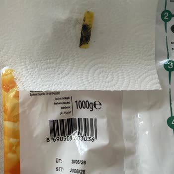 Migros Şubesinden Alınan Tukaş Parmak Patatesinde Şüpheli Siyah Ve Kötü Kokulu Madde