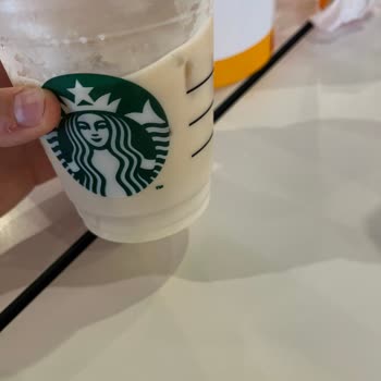 Starbucks Ice Latte Neredeyse Süt, Kahve Lezzeti Yok