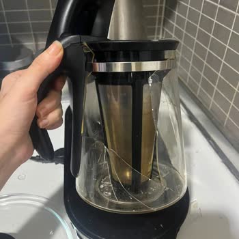 Tefal Çaycımın Cam Haznesi Aniden Çatladı Ve Yedek Parça Bulamıyorum
