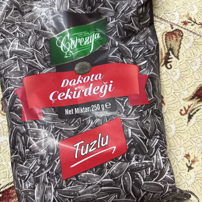 Çerezya Dakota Çekirdeği Sürekli Acı Ve Bayat Tadıyla Kalite Kontrolü Sorunlu
