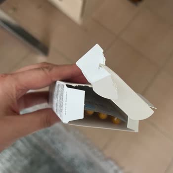 Kozvit'ten Gelen Zade Vital Probiyotik Ürünüm Hasarlı Ve Yarım Kaldı