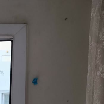 Kadirli Şok Market Klima Montajında 14 Delik Ve Tehlikeli Elektrik Bağlantısı