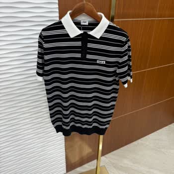 Sipariş Edilen Tshirt İle Gönderilen Ürün Farklı, Takip Numarası Ve İade Kodu Sunulmadı