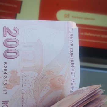 Seydişehir’deki Akbank ATM’den Gelen Yırtık Ve Deforme Banknotların Değişimi Ve Özür Talebi
