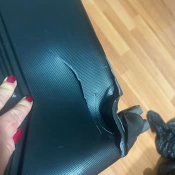 Qatar Airways’te Bagaj Hasarı, Yetersiz Tazminat Ve Rahatsız Koltuk