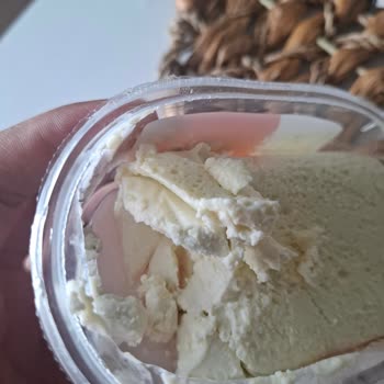 Kaymakta Küf Ve Şüpheli Son Kullanma Tarihi