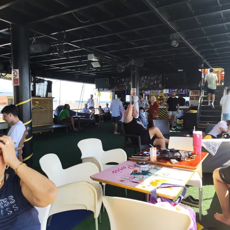 Kapasite Fazlası Bilet Satışı Ve Kalkış Gecikmesi Nedeniyle Mağduriyet