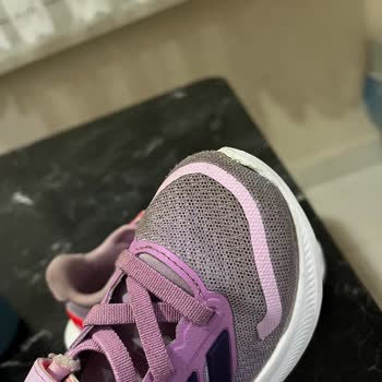 Bebek Ayakkabısında Hızlı Açılma Ve Mağazanın İade Reddettiği Durum