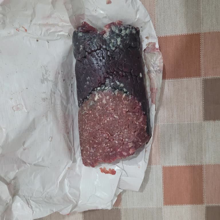 Simsiyah Kıyma Satışı Ve Değişim Reddi