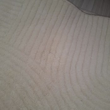 Karatekin Halı Yıkama | Çankırı Halılarımda Salı Leke Olmuş ve Kokuyor