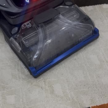 Bissell Buharlı Koltuk Ve Halı Yıkama Makinesinin Sürekli Sızıntı Ve Çalışmama Sorunu: İade Talebi