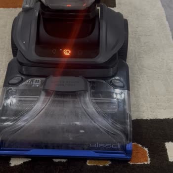 Bissell Buharlı Koltuk Ve Halı Yıkama Makinesinin Sürekli Sızıntı Ve Çalışmama Sorunu: İade Talebi