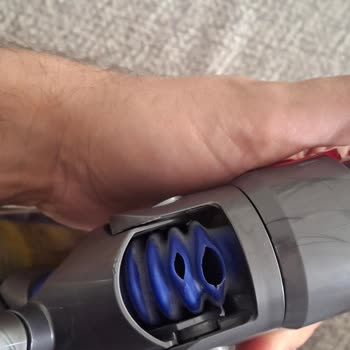 Dyson Gen5 Lazer Hortumu Erken Yırtıldı, Garanti Reddi
