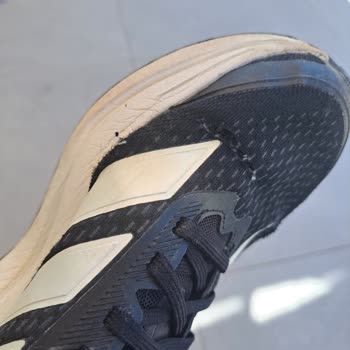 Ayıplı Adidas Ayakkabı Ve Haksız İnceleme Süreci