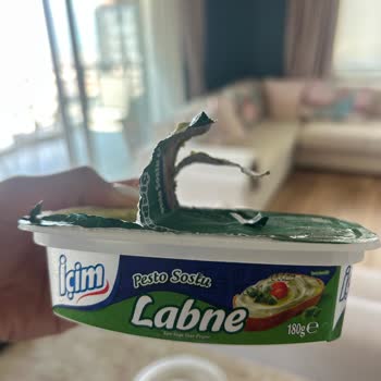 Son Kullanma Tarihi Geçmemiş İçim Labne Peynirinde Küflenme Ve Güvenlik Endişesi
