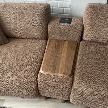 Krem Koltuğa Uygun Olmayan Sehpa Ve Çeşitli Üretim Kusurları