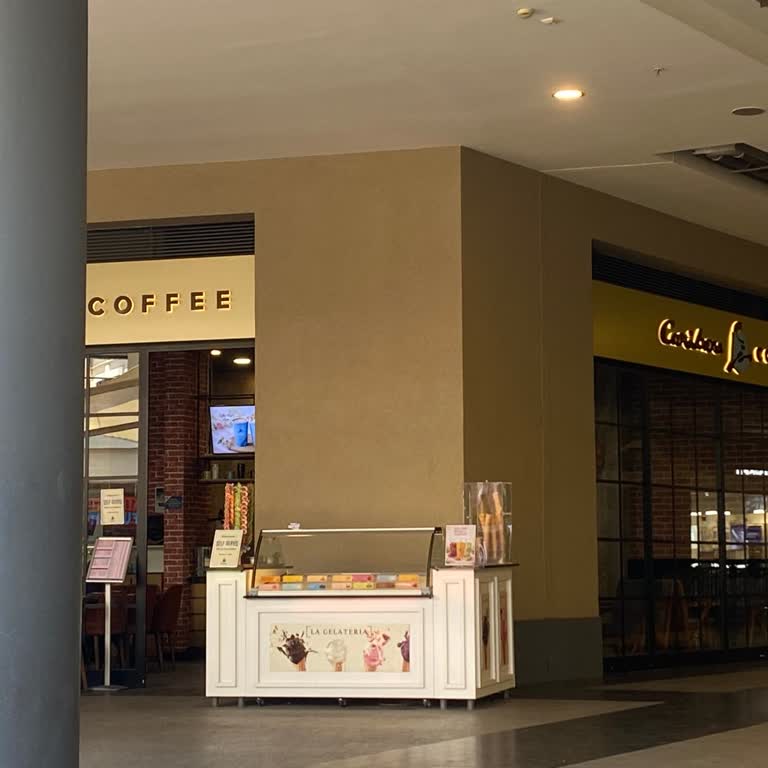 Caribou Coffee Şubesinde Personelin Alaycı Davranışı Ve Müşteri Hak İhlali