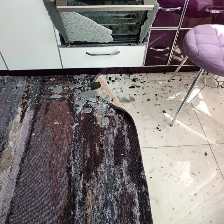 Arçelik Fırın Camı Kendi Kendine Patladı Ve Garanti Dışı Ücret İstendi