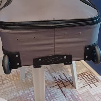 Sunexpress Uçuşunda Valiz Hasarı Ve Bir Yıllık Geri Dönüşsüz Çözüm Beklentisi
