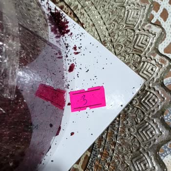 İzmir Karşıyaka Hira Patisserie'de Taze Olmayan Pasta Ve Kurabiyeler İçin İade Talebi