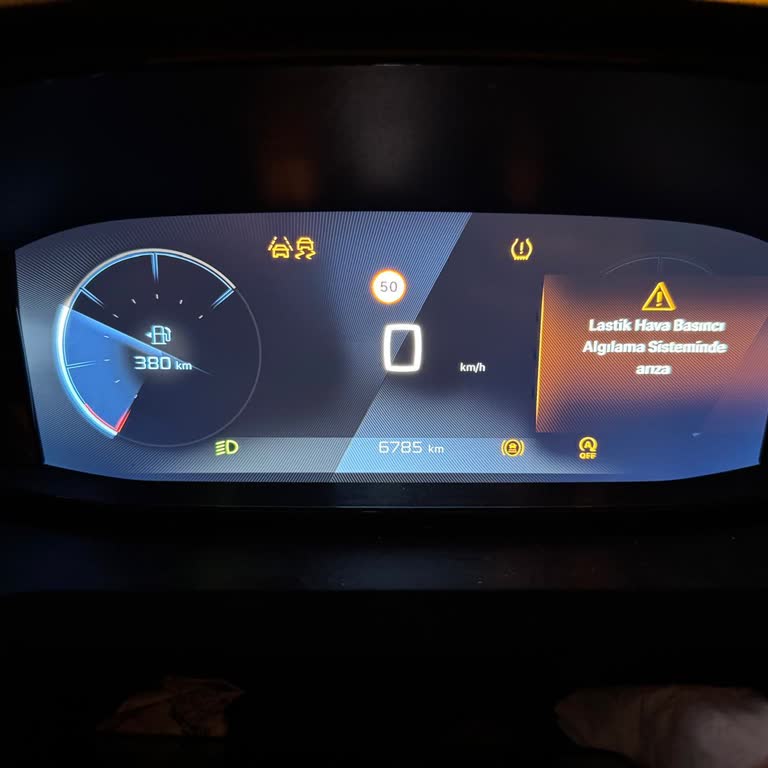 Yeni Peugeot Rifter’da Sürekli Arızalar Ve Uzun Servis Bekleme Süresi
