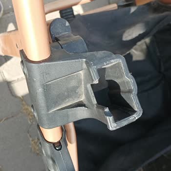 Otto Plus Bebek Arabasında Kırılan Bağlantı Aparatı İçin Yedek Parça Ve Servis İletişim Talebi