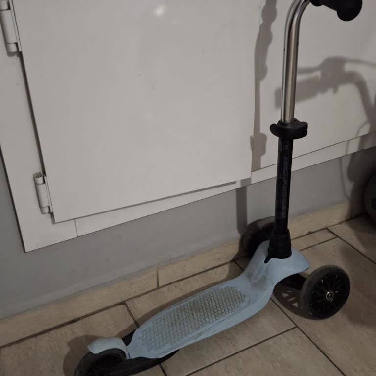 Unutulan Çocuk Scooterı İçin Kamera Kayıtları Ve Geri Teslimat Talebi