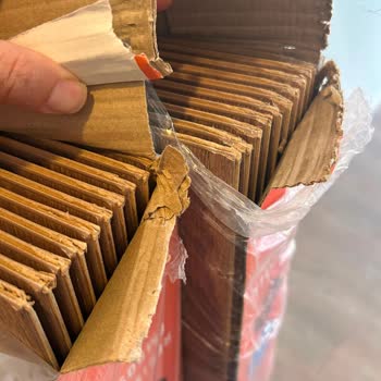 Hasarlı Paketler Alınmadı Ve İade Süreci Uzuyor