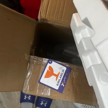 Sigorta Reddedildi, Kırılmaz Etiketi Yanıltıcı Monitör Kırıldı Ve Ürünler Hasar Gördü
