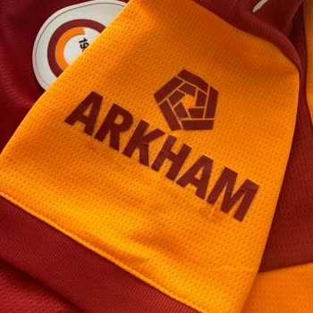 Formanın Üzerindeki Baskı Hızla Soldu Ve Üretim Hatası Gösterdi